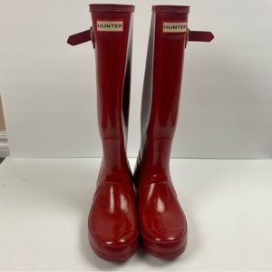 Hunter Red Tall Gloss Rain boots Size 7